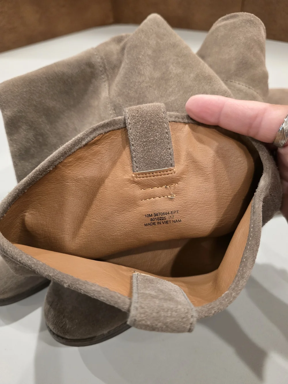 FRYE AND CO. Suede Leather Boots in Color Elephant Pull On